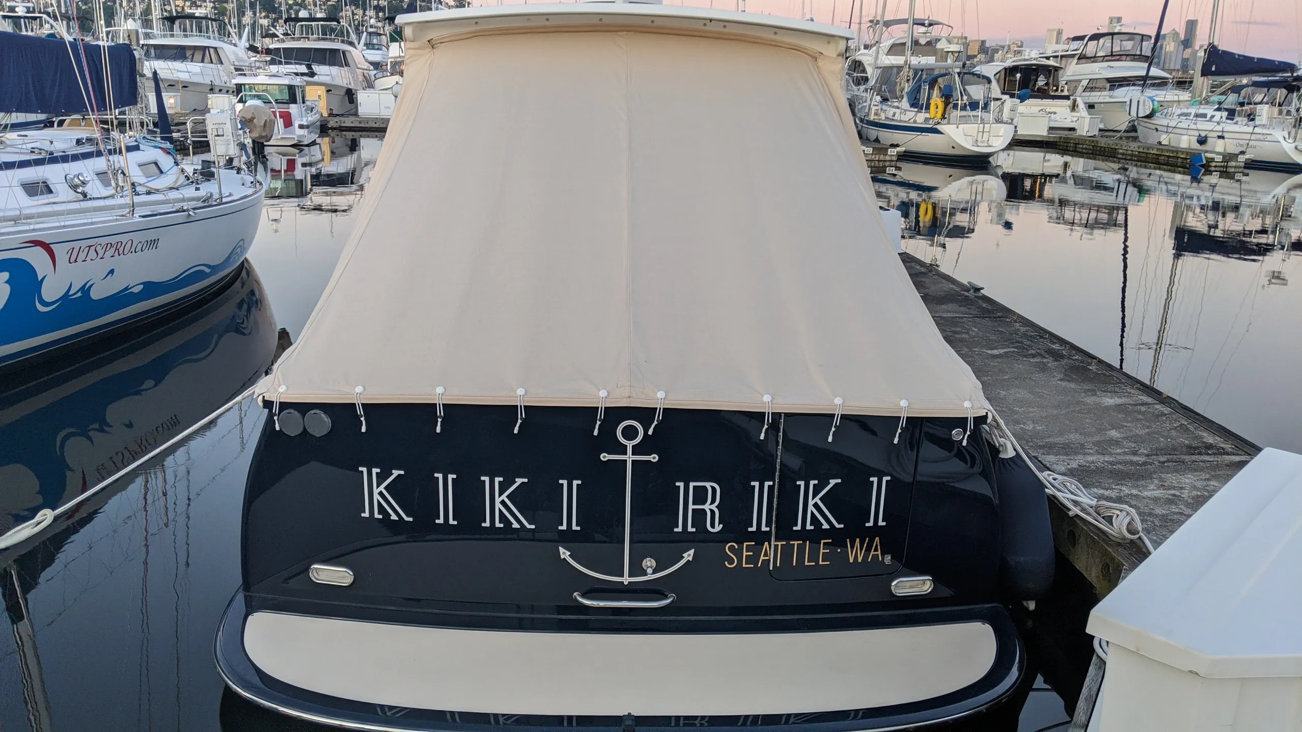 Custom cockpit enclosure, Seattle